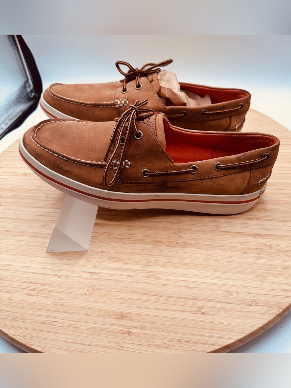 Tommy Bahama Relaxology Rester Boat Shoe - size 10
